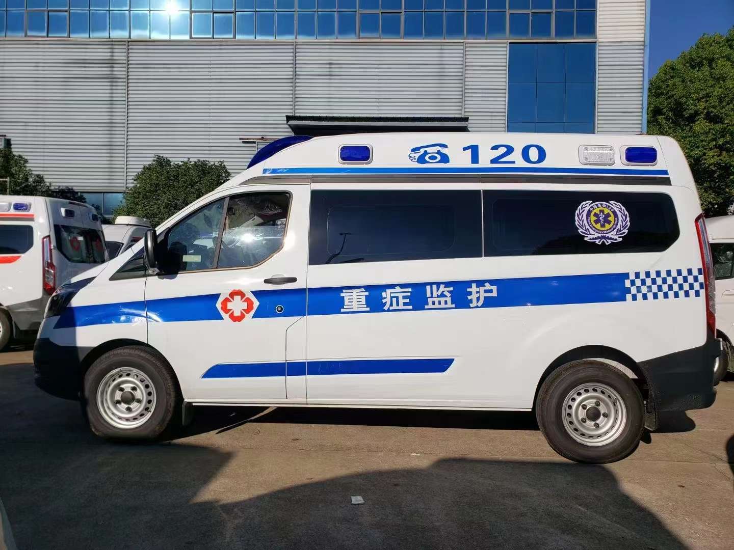 江铃福特V362【汽油版】救护车